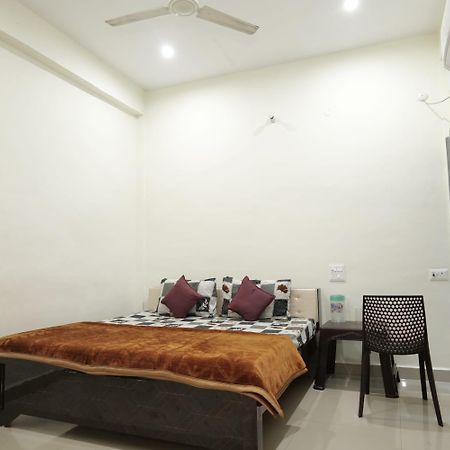 Hotel Jaanvi 奥拉奇哈 外观 照片